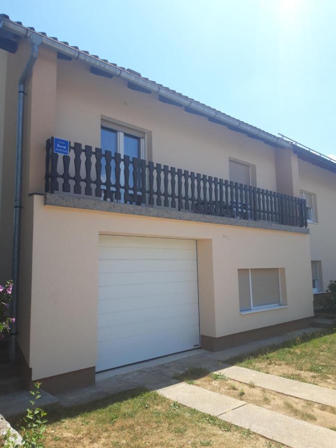 Matea Apartment Gospic Luaran gambar
